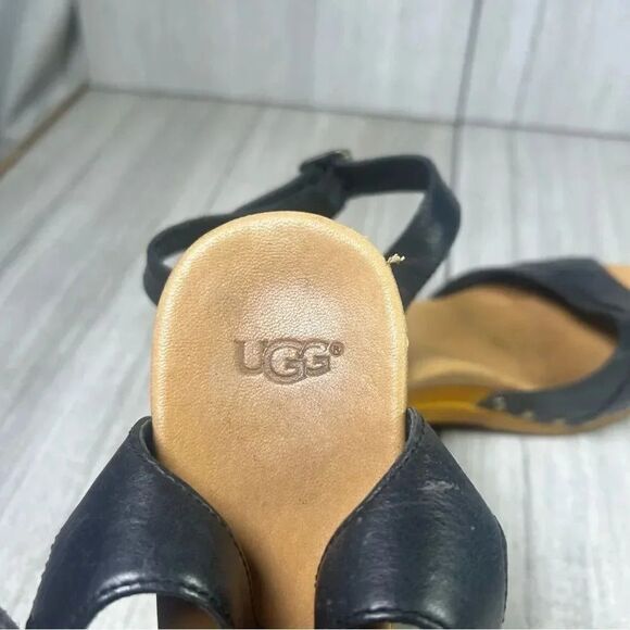 Ugg Janie Heeled Leather Strap Clog Mule Sandals Block Heel Women’s Size 7 - Picture 10 of 10